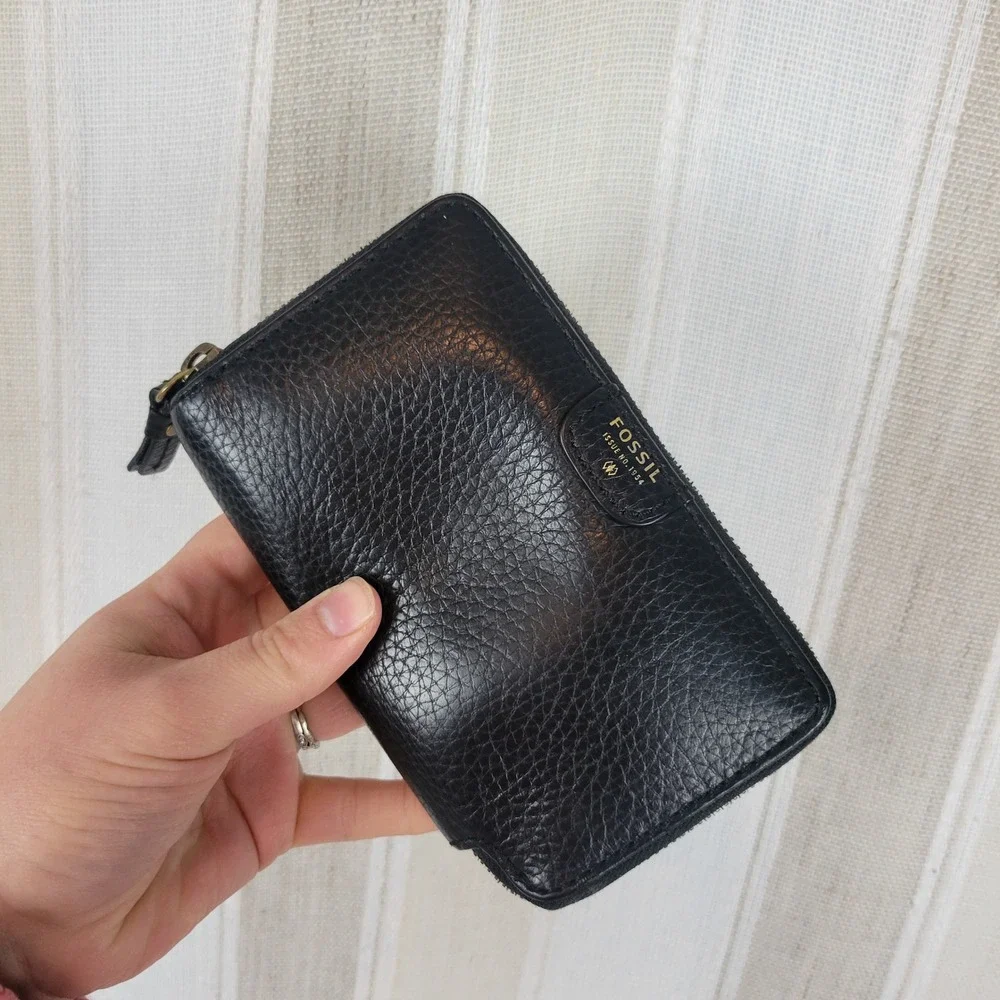 Vintage Fossil Leather Crossbody Bag and‎ Matching Wallet Black